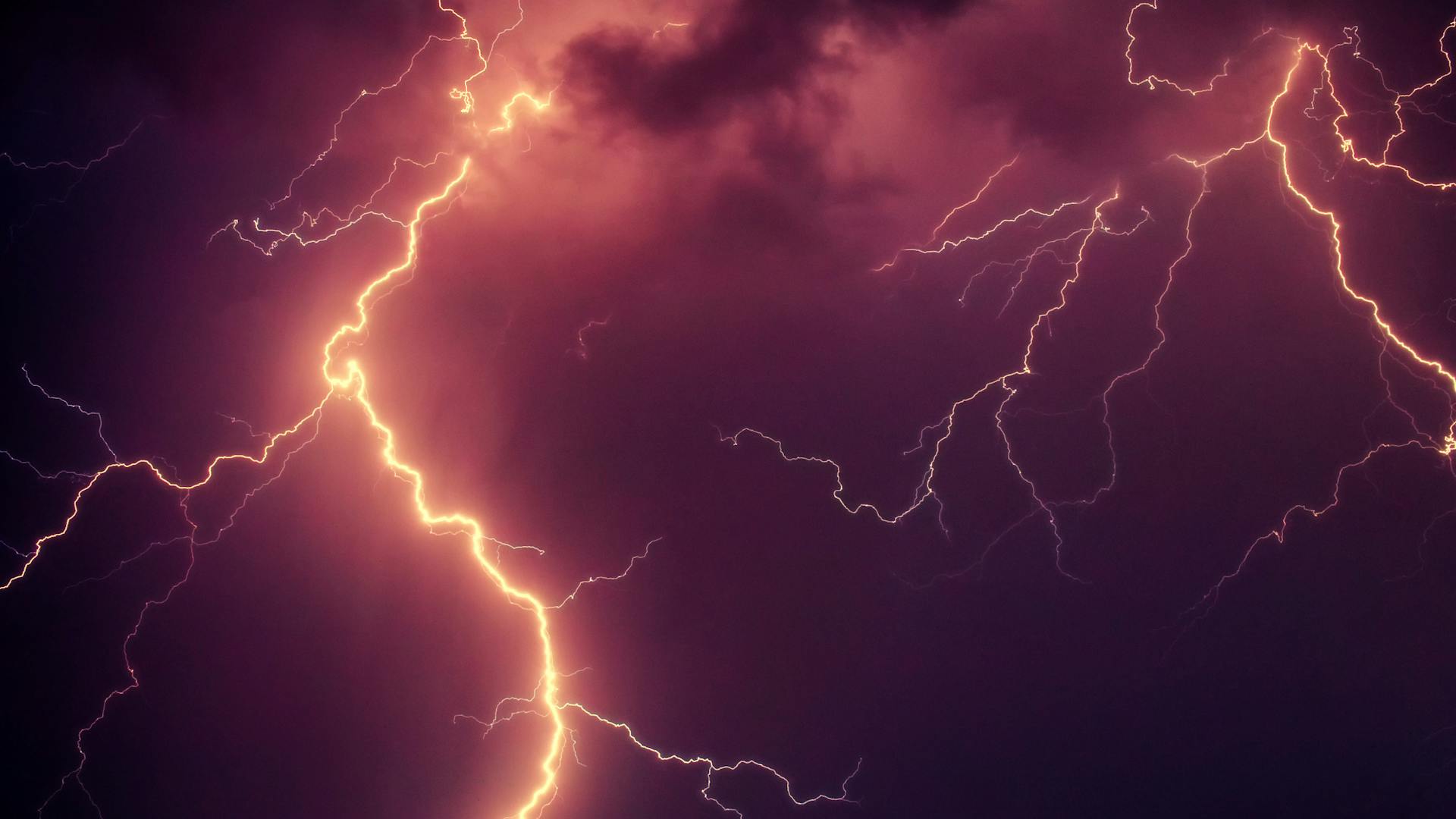 Lightning Damage to Well Pumps: Why Florida Homes Lose Pumps Every Summer